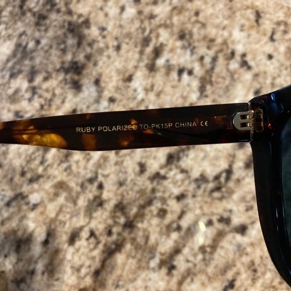 Diff Eyewear Ruby Sunglasses - Picture 3 of 3